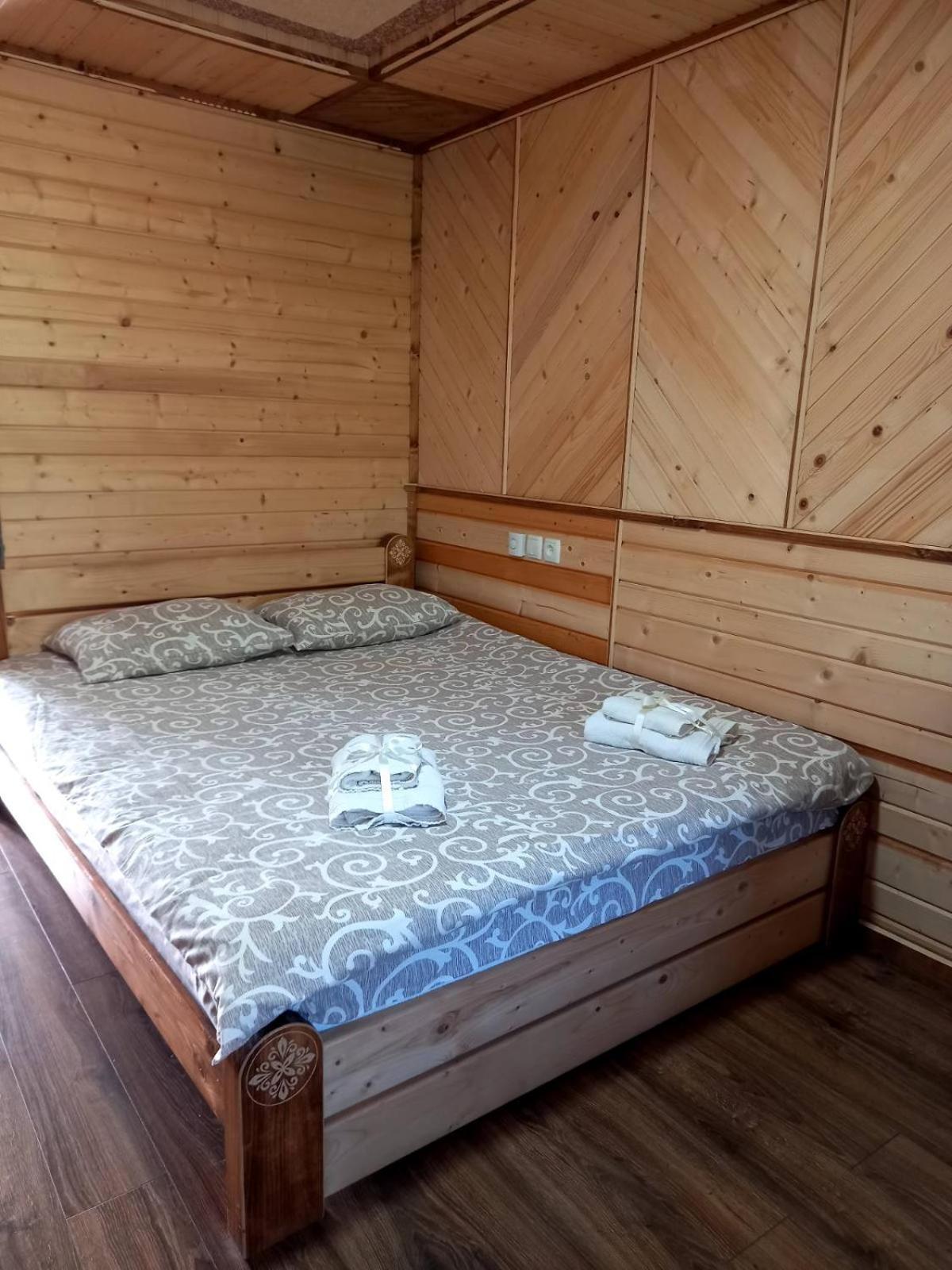 Voyage Tatariv Hotell Exteriör bild